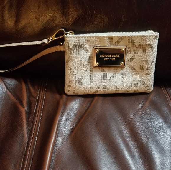 MK Miniture Wristlet - Picture 1 of 2